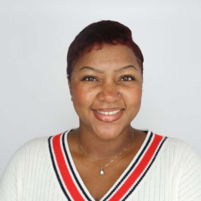 Essence Carlis